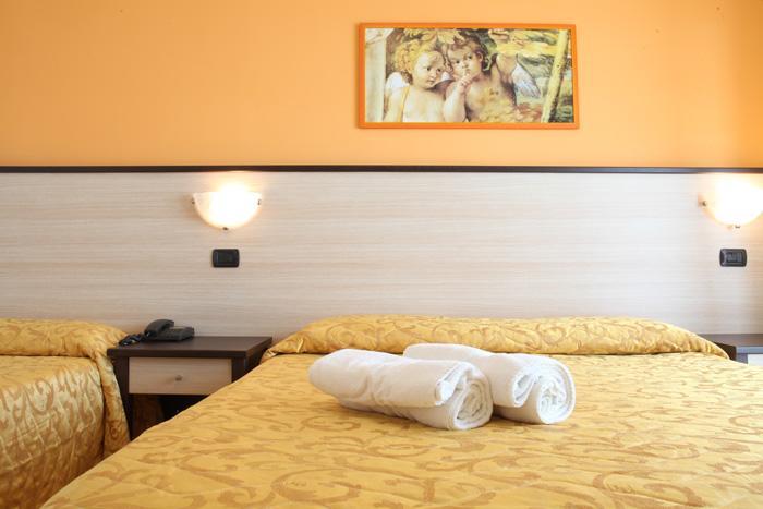 Hotel Cristall San Benedetto del Tronto Extérieur photo