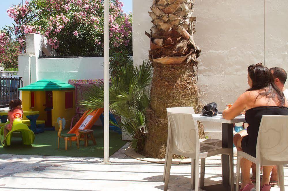 Hotel Cristall San Benedetto del Tronto Extérieur photo
